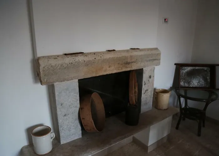 Trulli Curri Selva Di Fasano